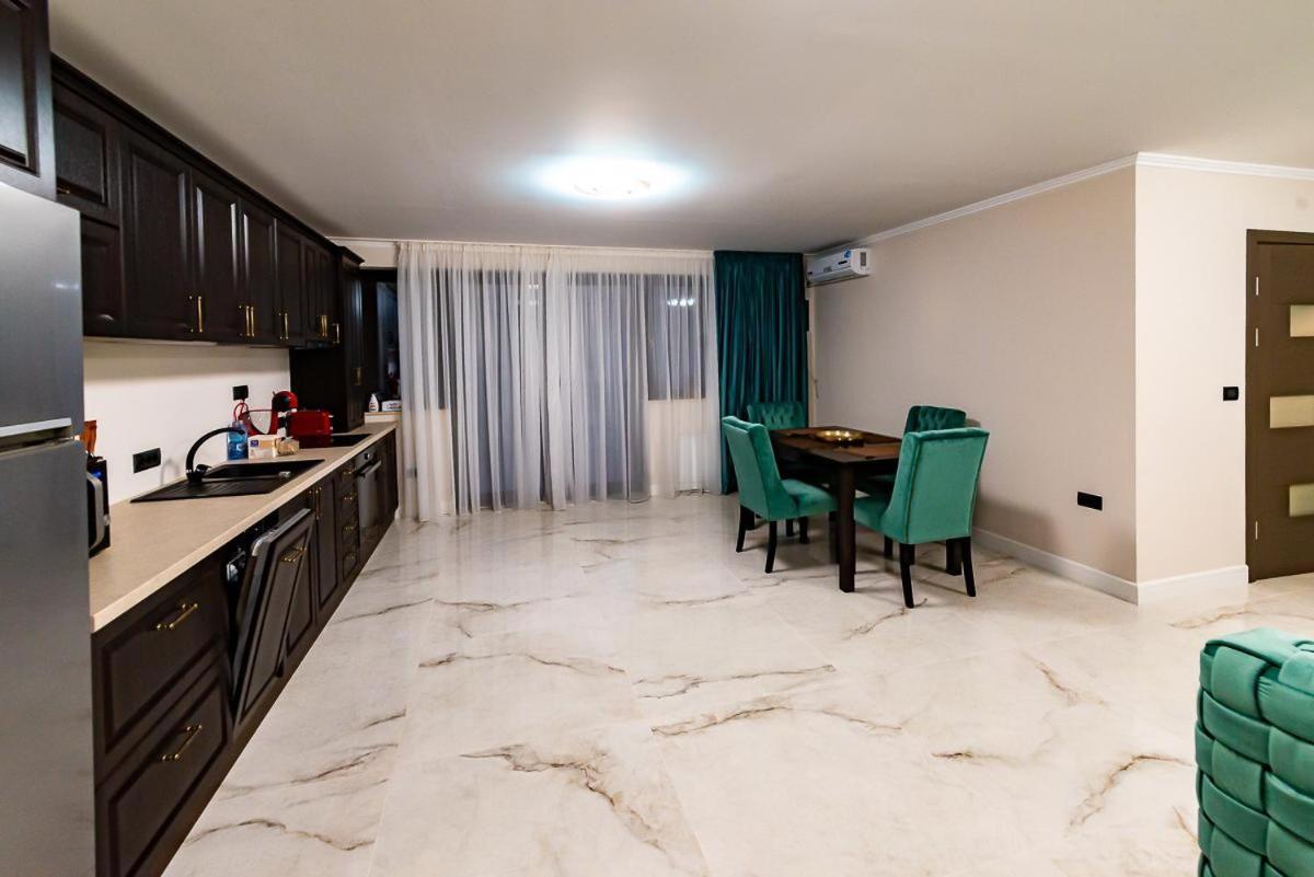 Moky Rezident 2 Arad Exterior foto